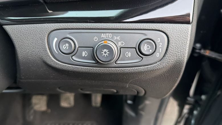 Vauxhall Mokka X 1.4T ecoTEC Design Nav 5dr Petrol Hatchback